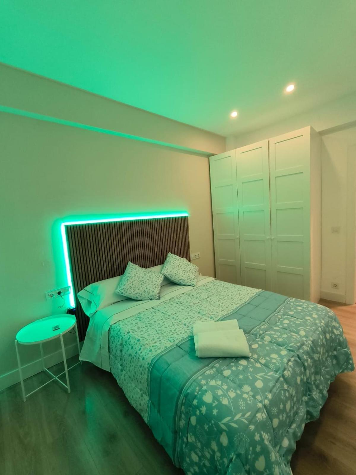 18 Habitacion En Vivienda Centrica 빌바오 외부 사진